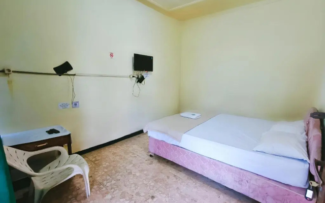 SPOT ON 90098 Anak Mama Guesthouse