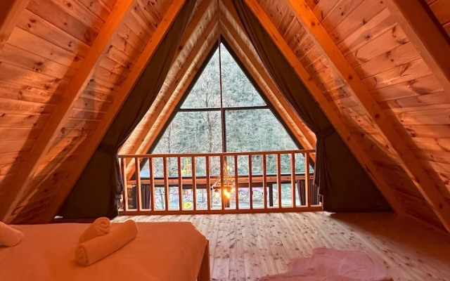 Golden Rose Bungalov