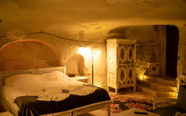 Pome Granate Cave Hotel