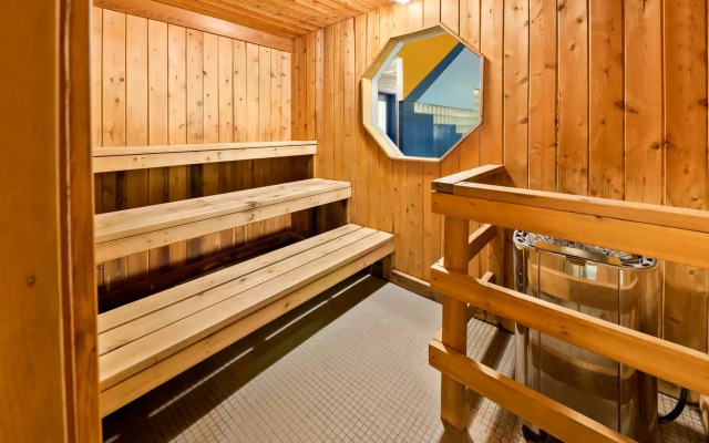 Best Western Plus Nor' Wester Hotel & Conference Centre