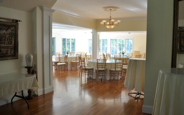 Anne's Washington Inn