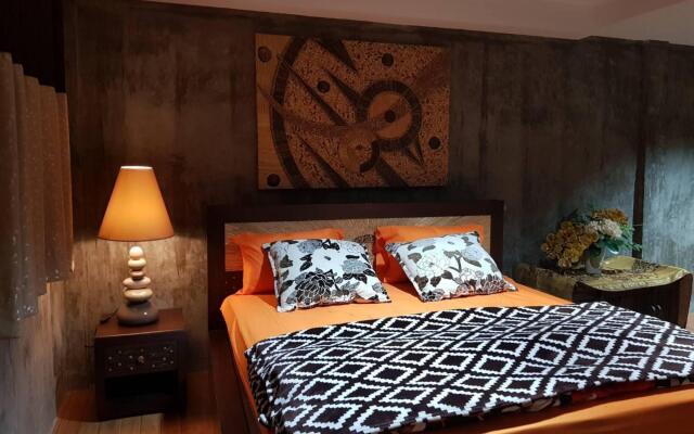 Iris hostel
