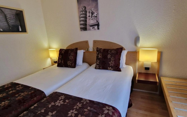 Kyriad Direct Arpajon
