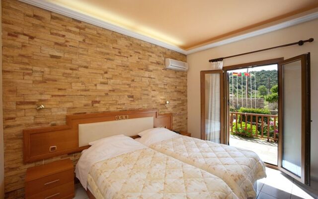 Castello Rosso Hotel
