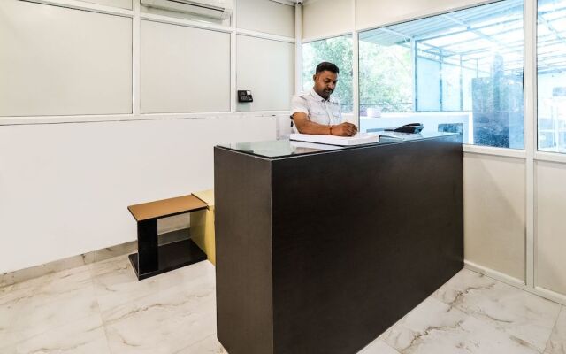 OYO Flagship 41356 Jasola