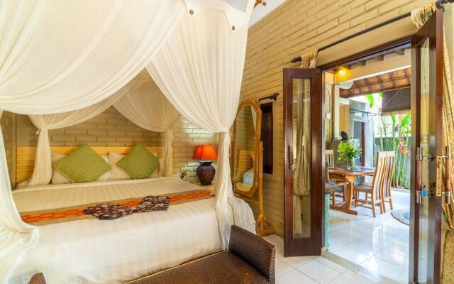 Enjoying Life Villa at Bintang