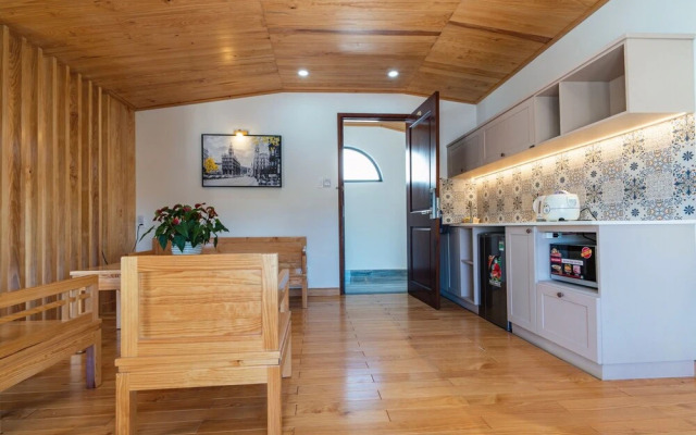 N Queen Apartment Hotel