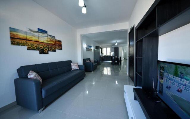 Anici Crt Penthouse 4 - with private rooftop pool