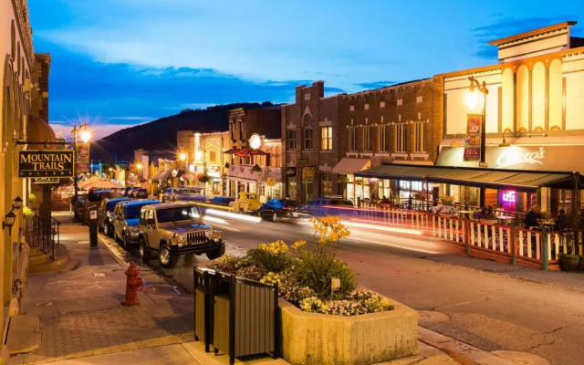 Park Avenue Condominiums | Park City Resort Lodging