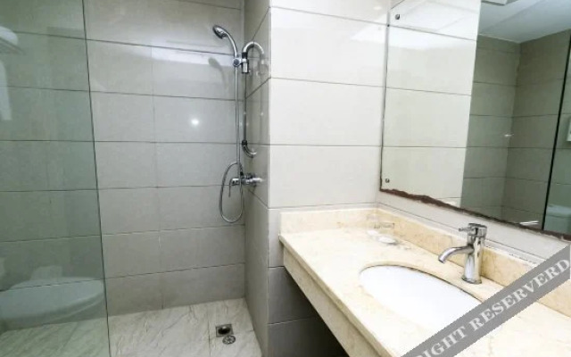 New Orient Hot Spring Hotel