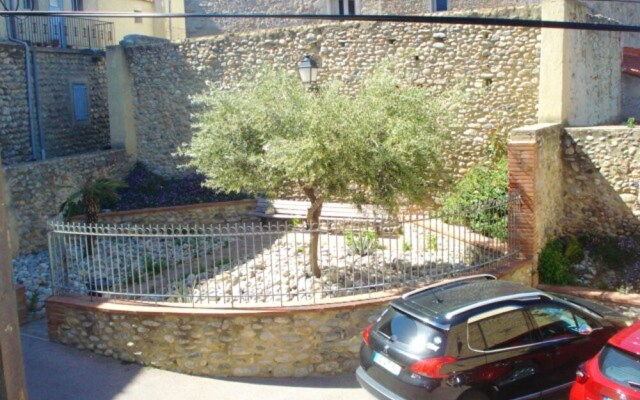 House With one Bedroom in Ille-sur-têt, With Wonderful City View