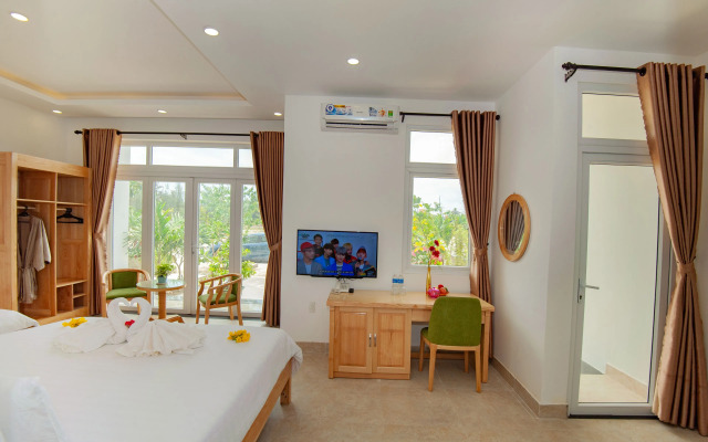 Yellow Daisy Villa
