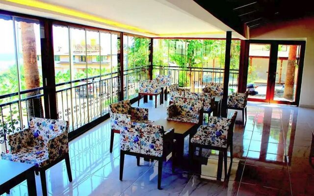 Illusion Beach Club Hotel +16 Only Adult