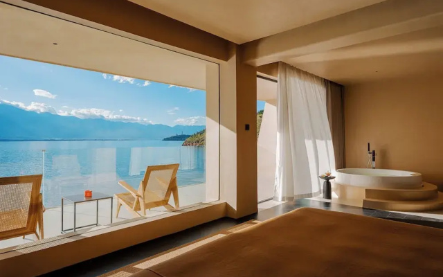 Dali Rushi Jiuxi Sea View Holiday Inn