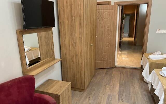 mr lion kumkapı hotel