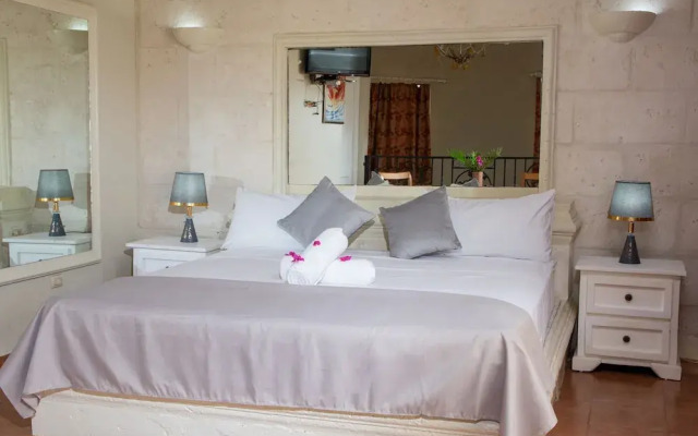 Hotel Castillo Real