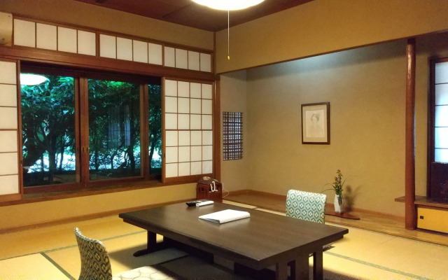 Yugawara Onsen Kamata