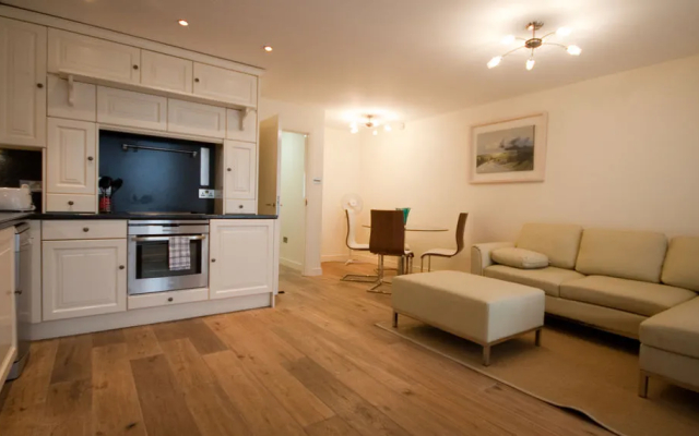 Temple Bar Apartments