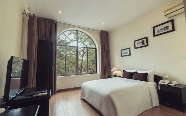 Saigon Halong Hotel
