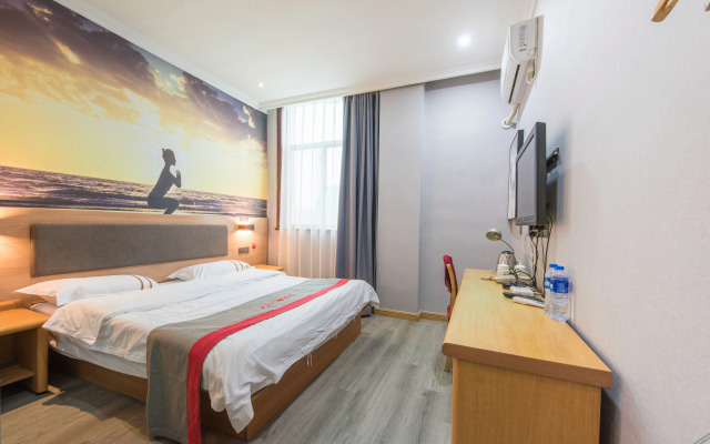 Junyi chain hotel (Gaobeidian Baigou Trade City store)