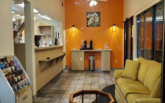 Knights Inn - Florence, SC