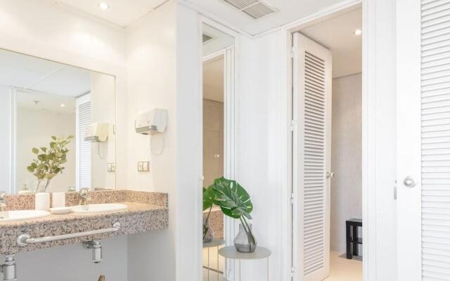 Charming Eurobuilding 2 Luxury