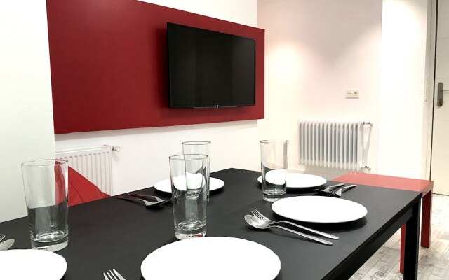 Smart-Tech Plaza Apartment