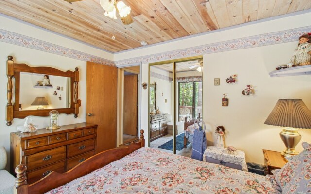 Peaceful Pinetop-lakeside Cabin w/ 4 Decks!