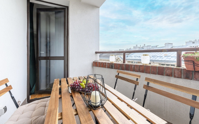 Cozy Apartment with balcony near Museum