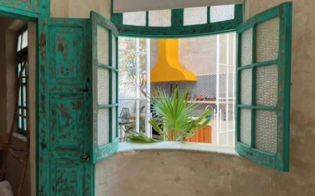 Central & Bohemian House  Pool Yard