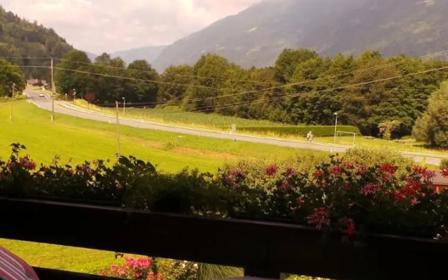Blumenpension Strauss - Ferienwohnungen