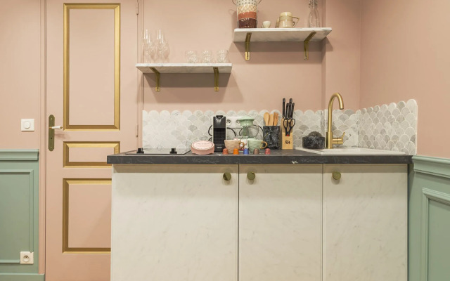 The Candy Saint Germain