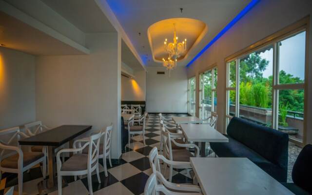 Barsana Hotel & Resort