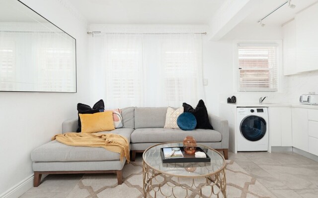 Luxury Escape in Bellevue Hill Apartment