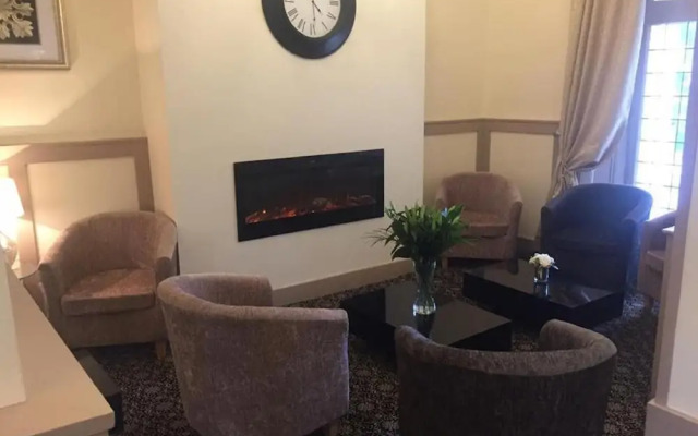 Royal Grosvenor Hotel