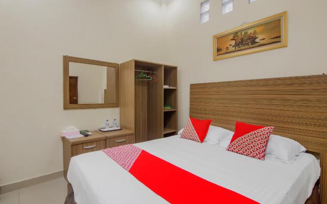 OYO 90327 Hotel Faradisa