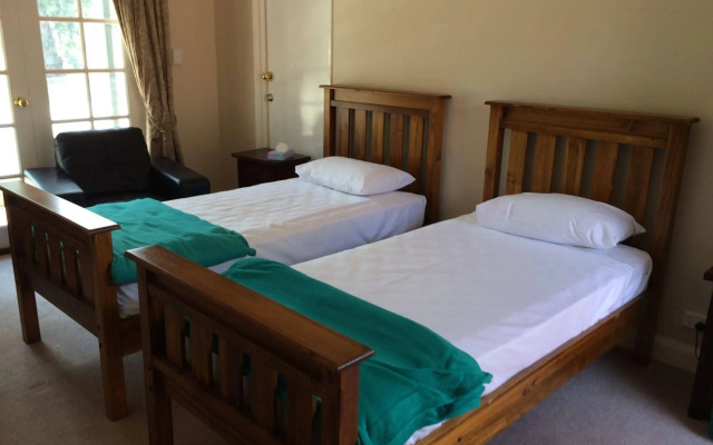 Avon Accommodation York