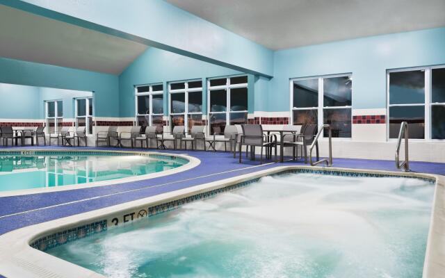 Holiday Inn Express & Suites Columbus Airport East by IHG