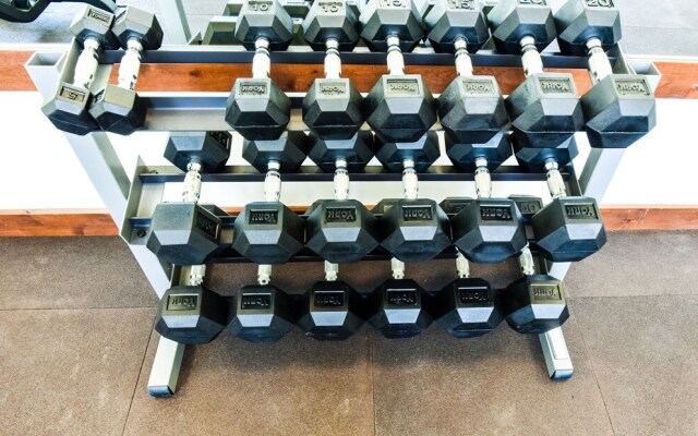 Luxury Three Bedroom  Steps From Heavenly Village Condo by RedAwning