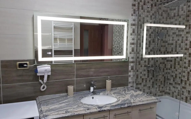 Eme Apartments 2