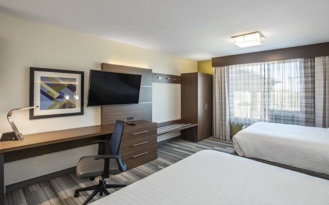 Holiday Inn Express Hotel & Suites Medicin