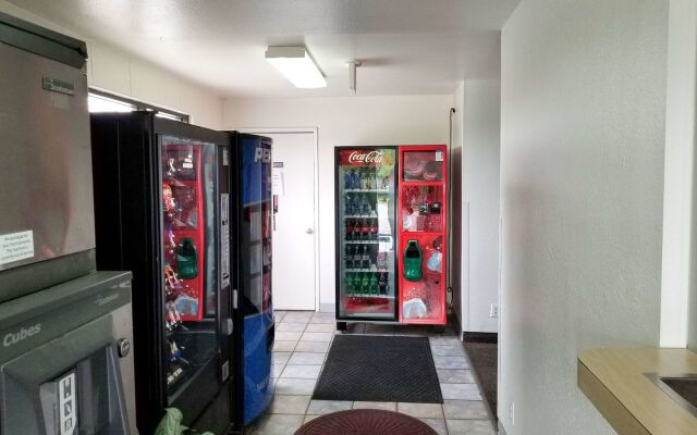 Motel 6 Normal, IL - Bloomington Area