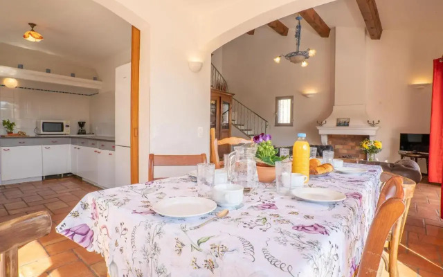 Holiday Home Bartavelle