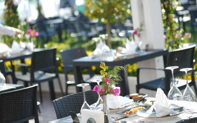 The Raga Side - Adults Only - All inclusive