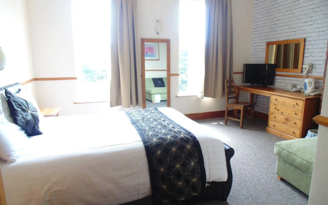 Trinity Hotel