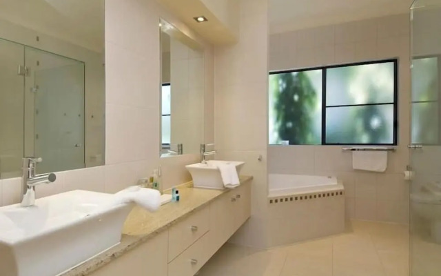 Torun Holiday House