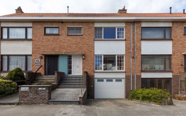 Nice Holiday Home in Ostend by the sea With a Terrace