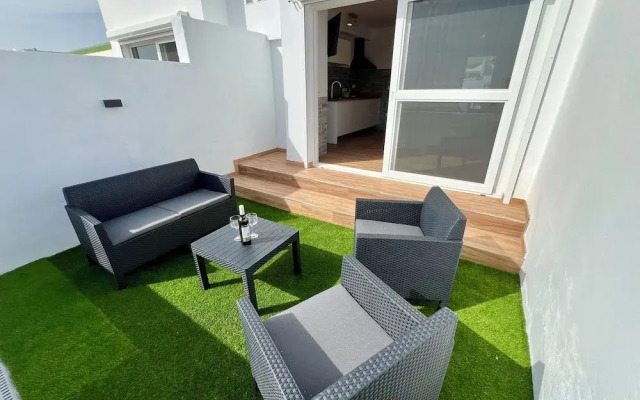 Sea View Bungalow with Communal Pool