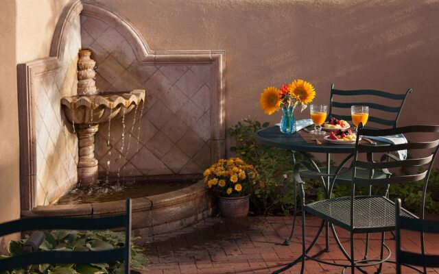 El Farolito Bed & Breakfast Inn