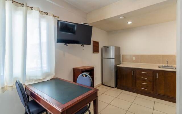 Paraiso Vallarta hotel and Suites